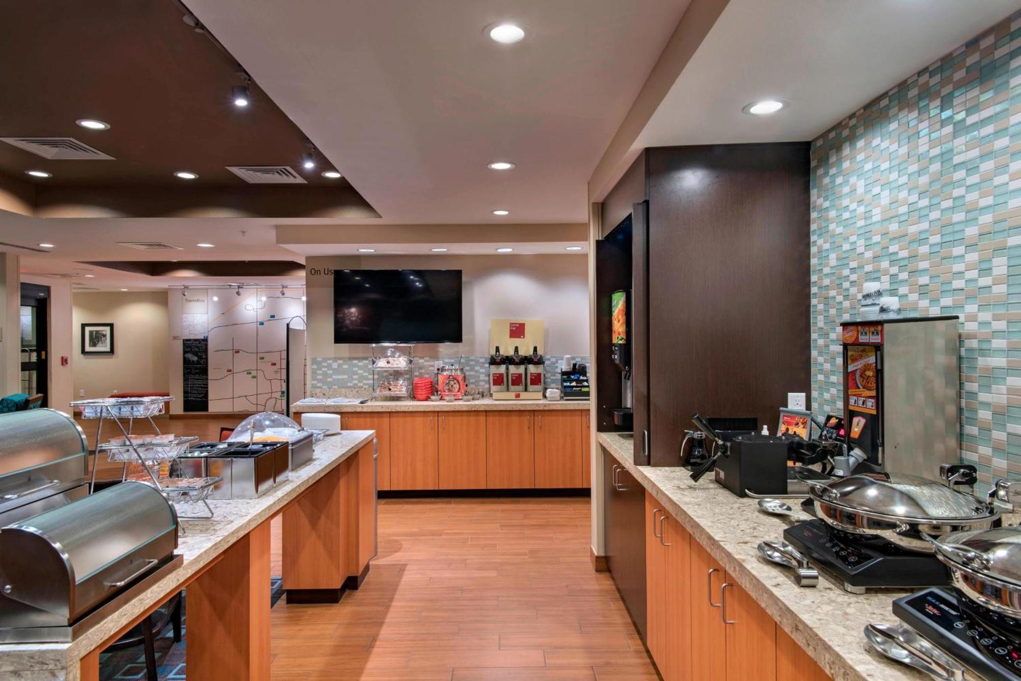 Towneplace Suites By Marriott Des Moines West/Jordan Creek West Des Moines Esterno foto
